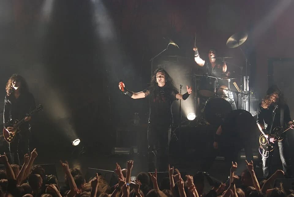 MOONSPELL + IOTUNN
