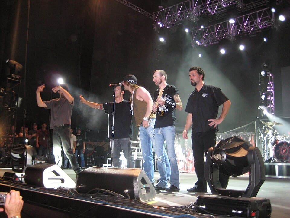 GODSMACK + NOTHING MORE